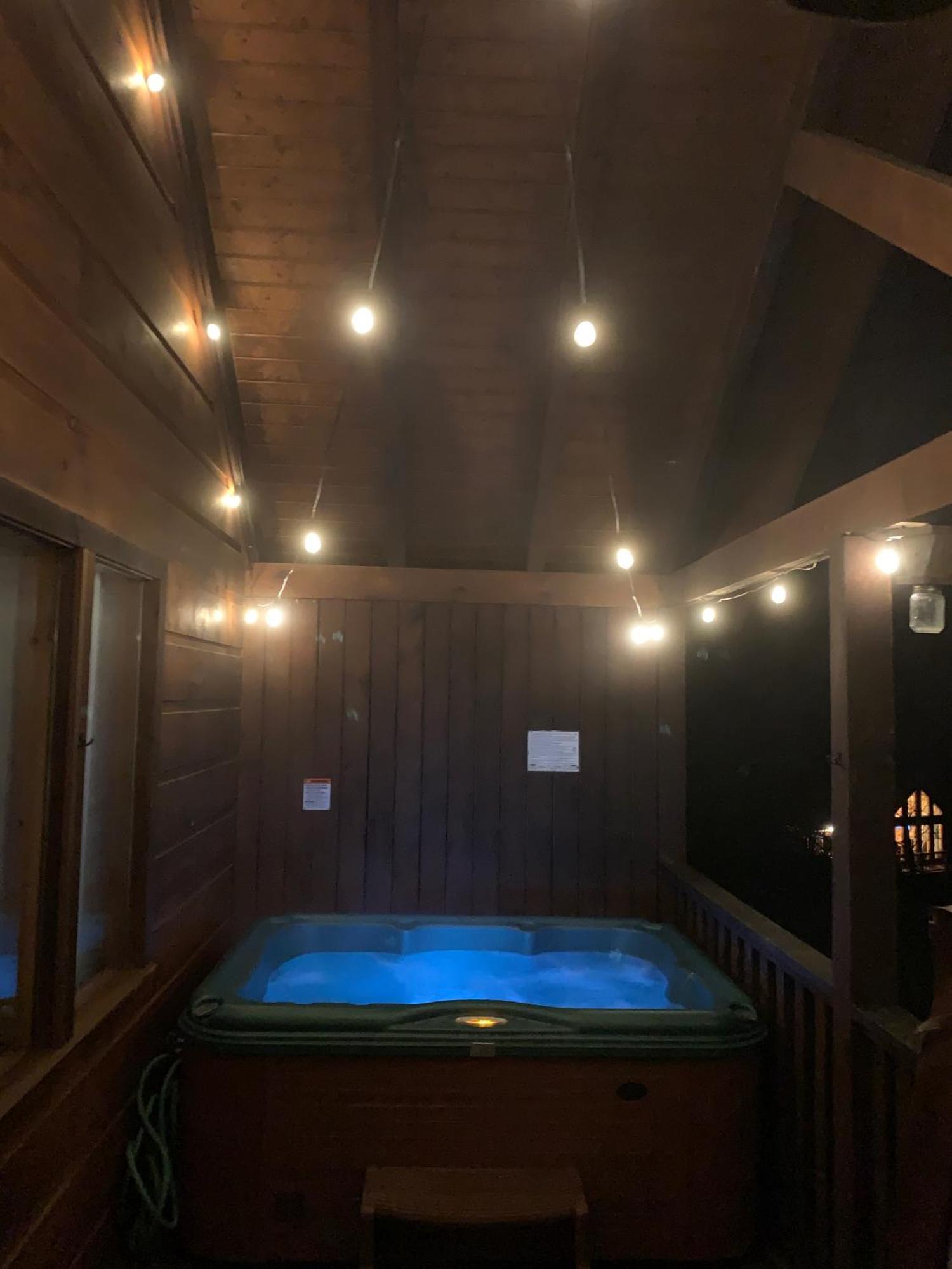 Black Bear Cove Gatlinburg Exterior photo