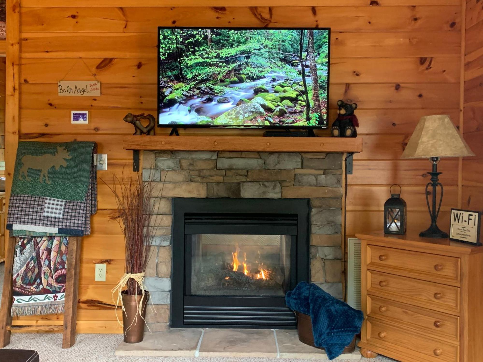 Black Bear Cove Gatlinburg Exterior photo
